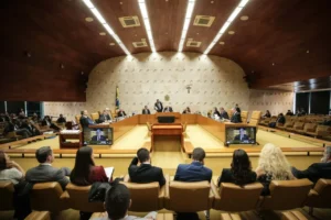 STF julga investigação contra Alexandre de Moraes