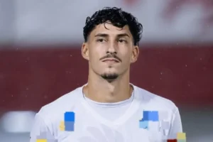 Jogador do Rio Verde é preso suspeito de agredir namorada