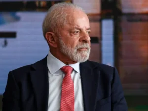 Lula é reeleito presidente com mais de 63 milhões de votos